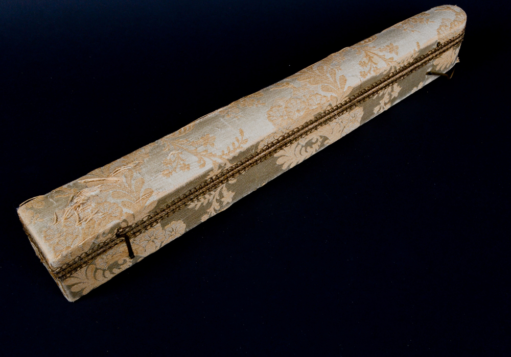 Hand Painted Mother of Pearl and Lace Fan