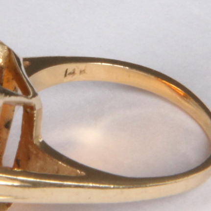 14K Yellow Gold Imitation Amber Ring