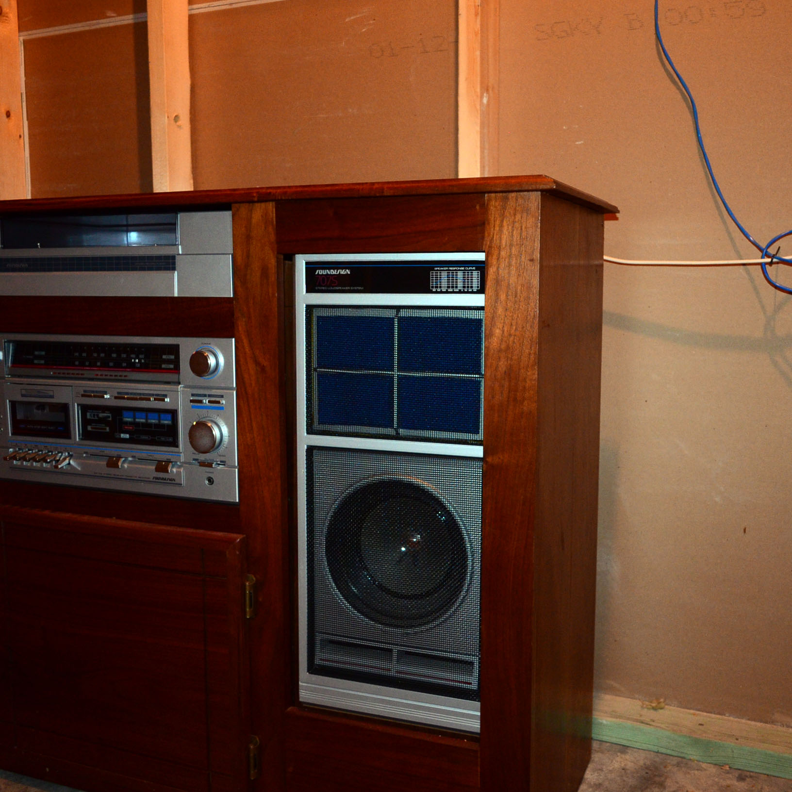 Stereo Cabinet With Soundesign Stereo Equipment