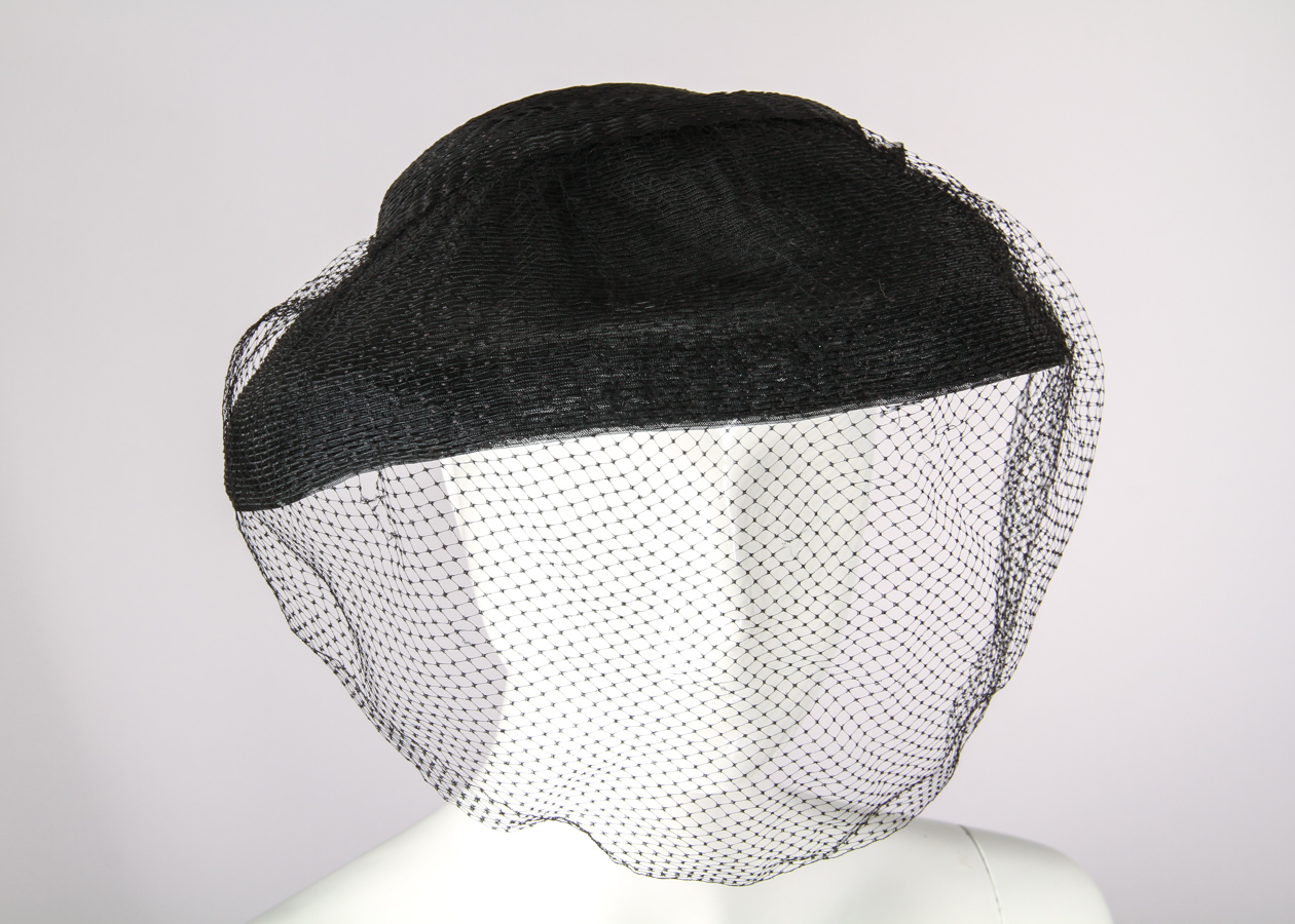 Women's Vintage Hattie Carnegie Hat with Attached Veil
