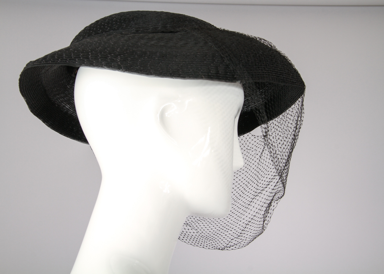 Women's Vintage Hattie Carnegie Hat with Attached Veil