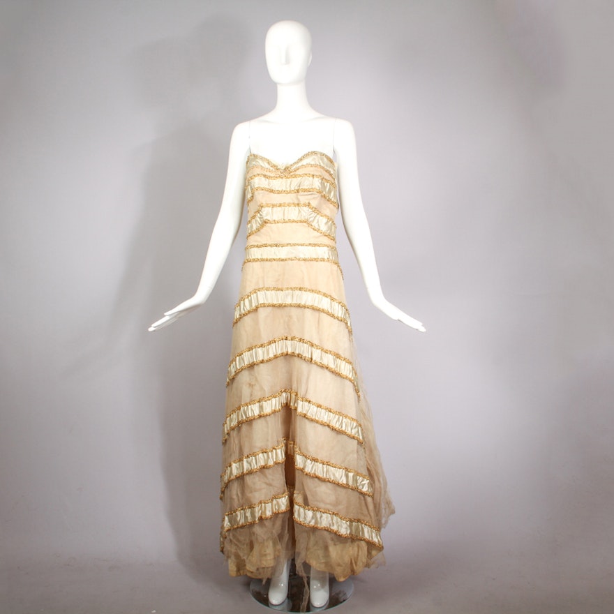 Vintage 1950s Silk and Tulle Straples Evening Dress
