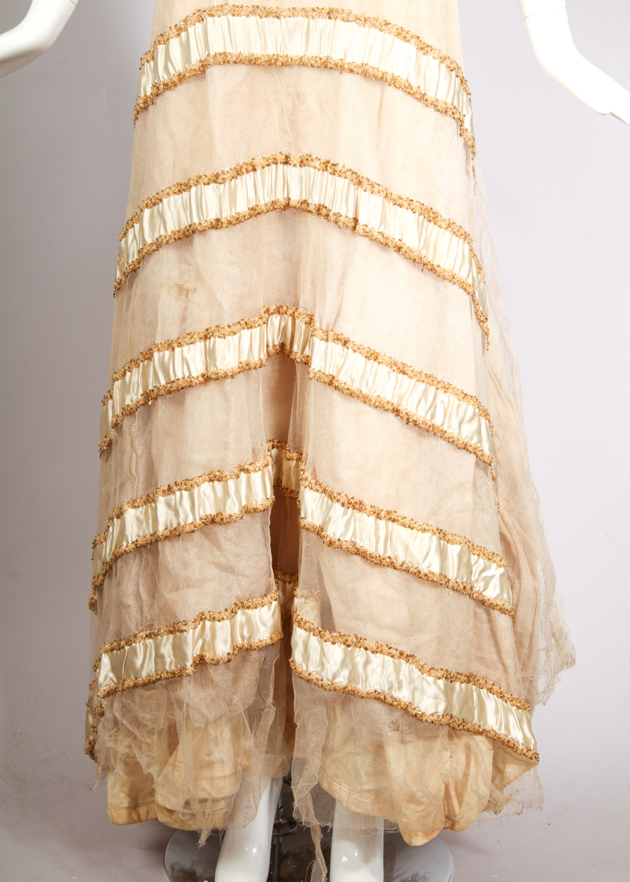 Vintage 1950s Silk and Tulle Straples Evening Dress