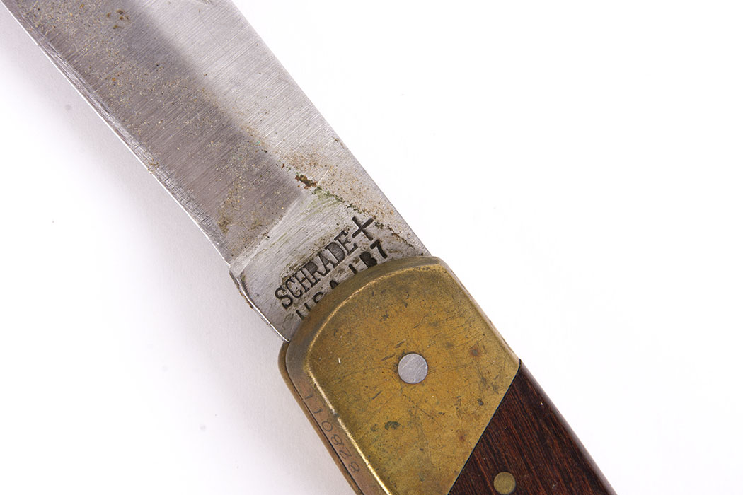 Schrade LB7 Uncle Henry Bear Paw Lockback Folding Knives Pair