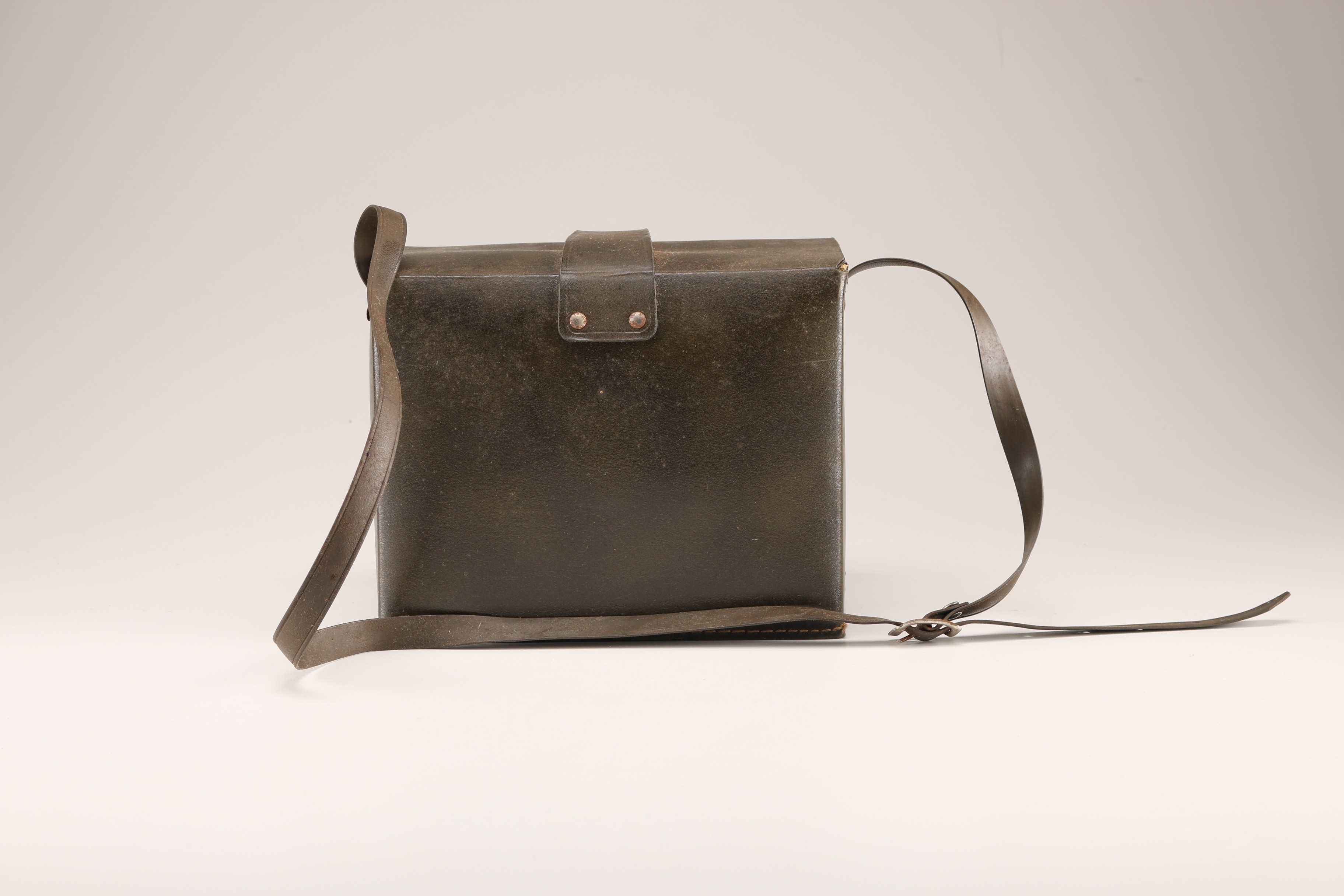 Polaroid Land Camera Square Shooter With Accessories