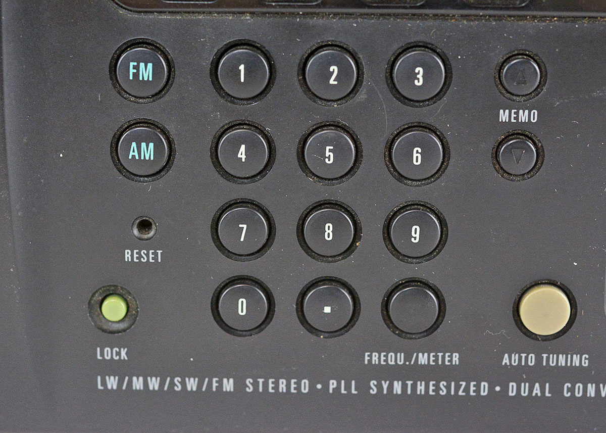 Grundig YV 400 Shortwave Receiver