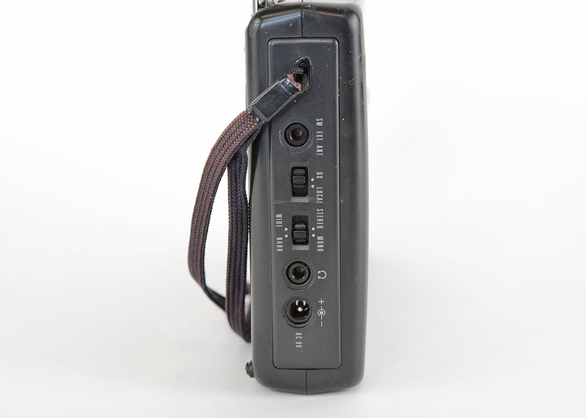 Grundig YV 400 Shortwave Receiver