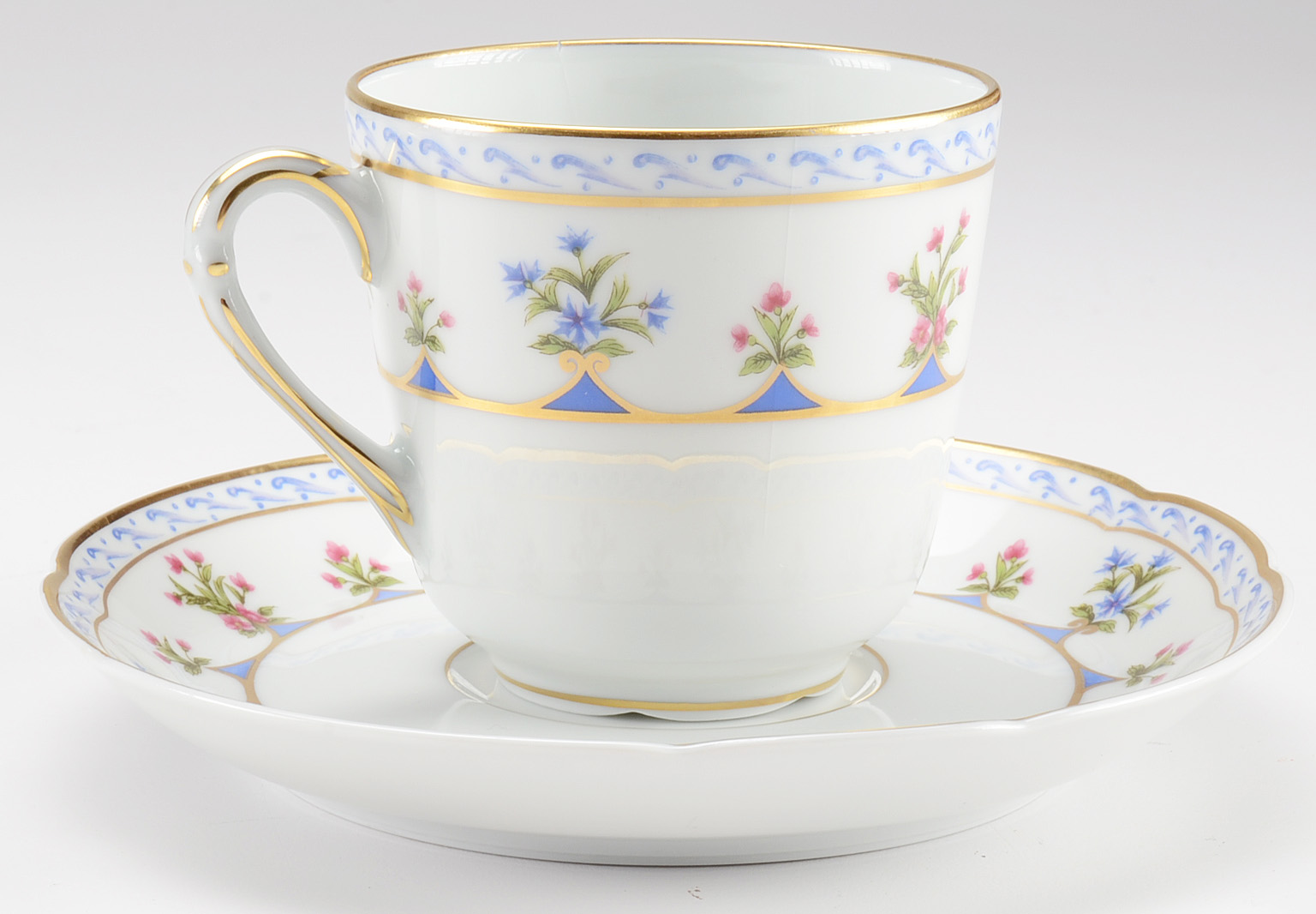 Lot of Bernardaud "Chateaubriand Blue" China