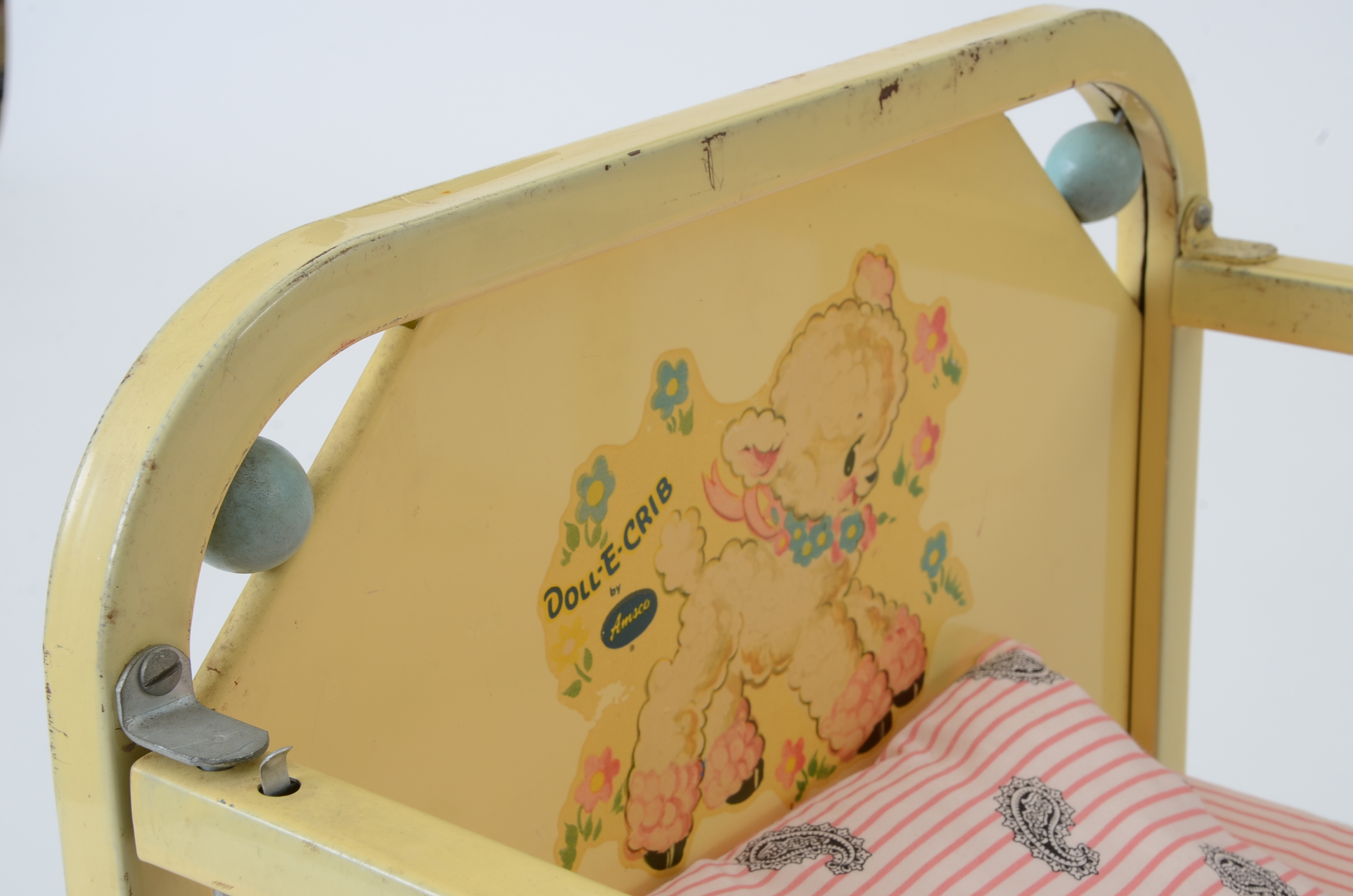Vintage "Doll-E-Crib" by Amsco