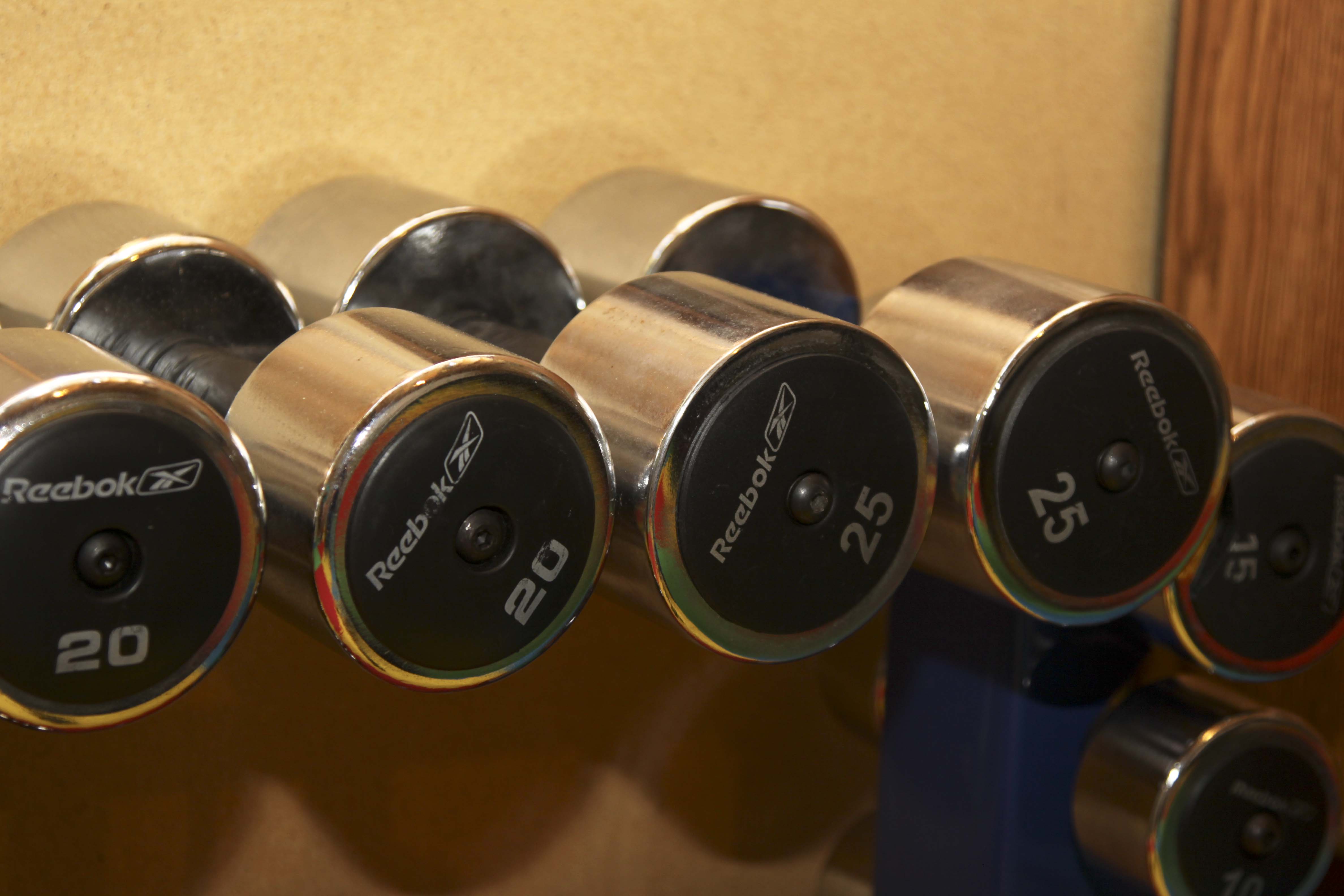 UltraToner Weight Bench and Reebok Hand Weight Set