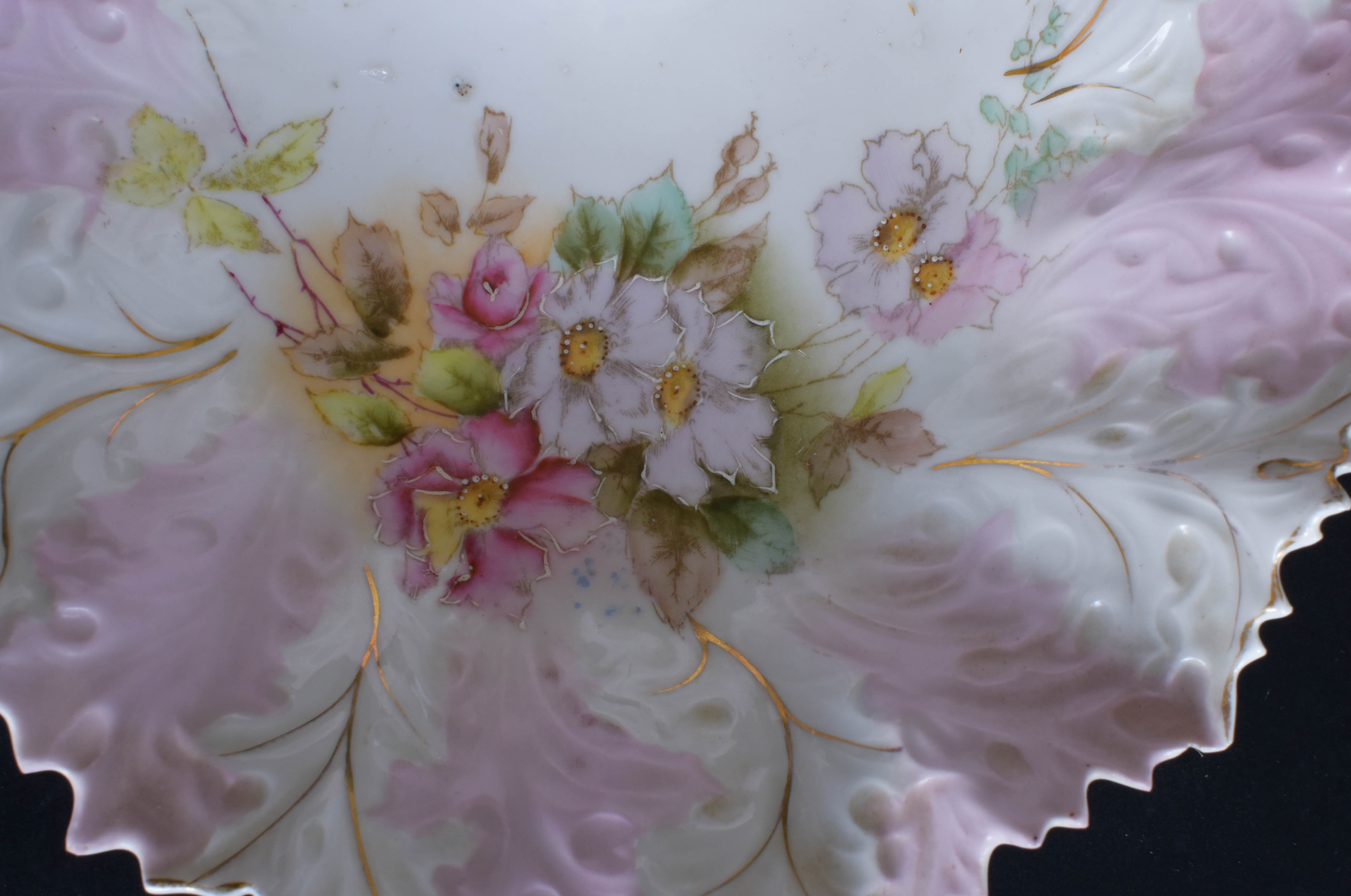 Collection of Frilled China