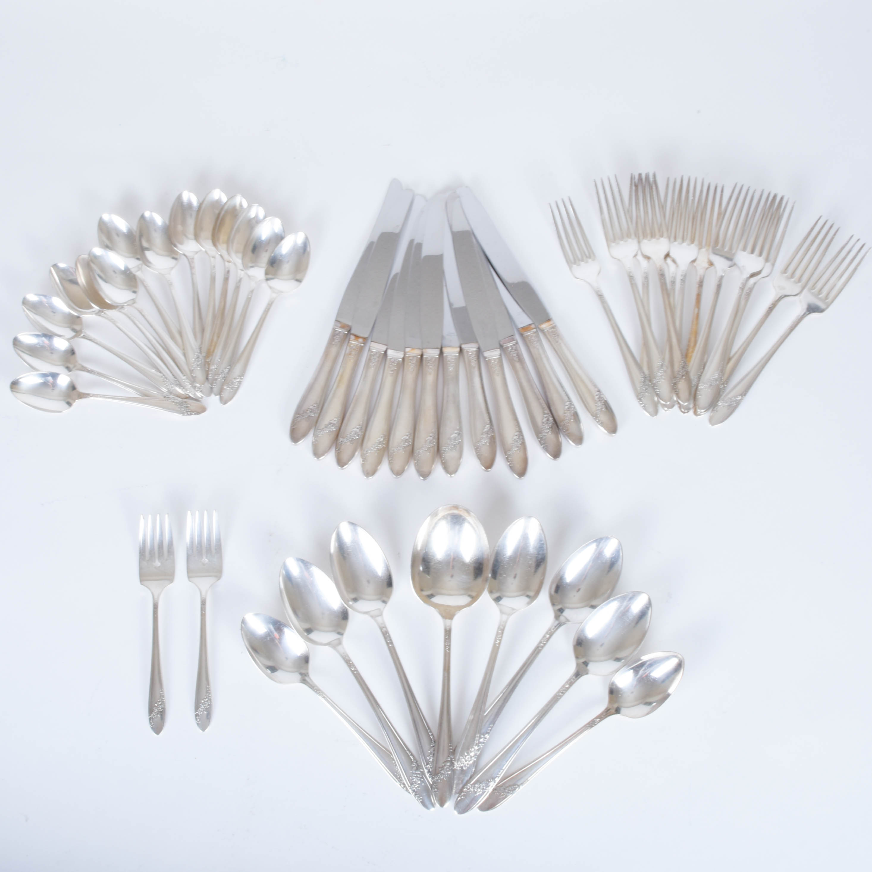 Collection of Vintage Tudor Plate "Queen Bess II Oneida Flatware