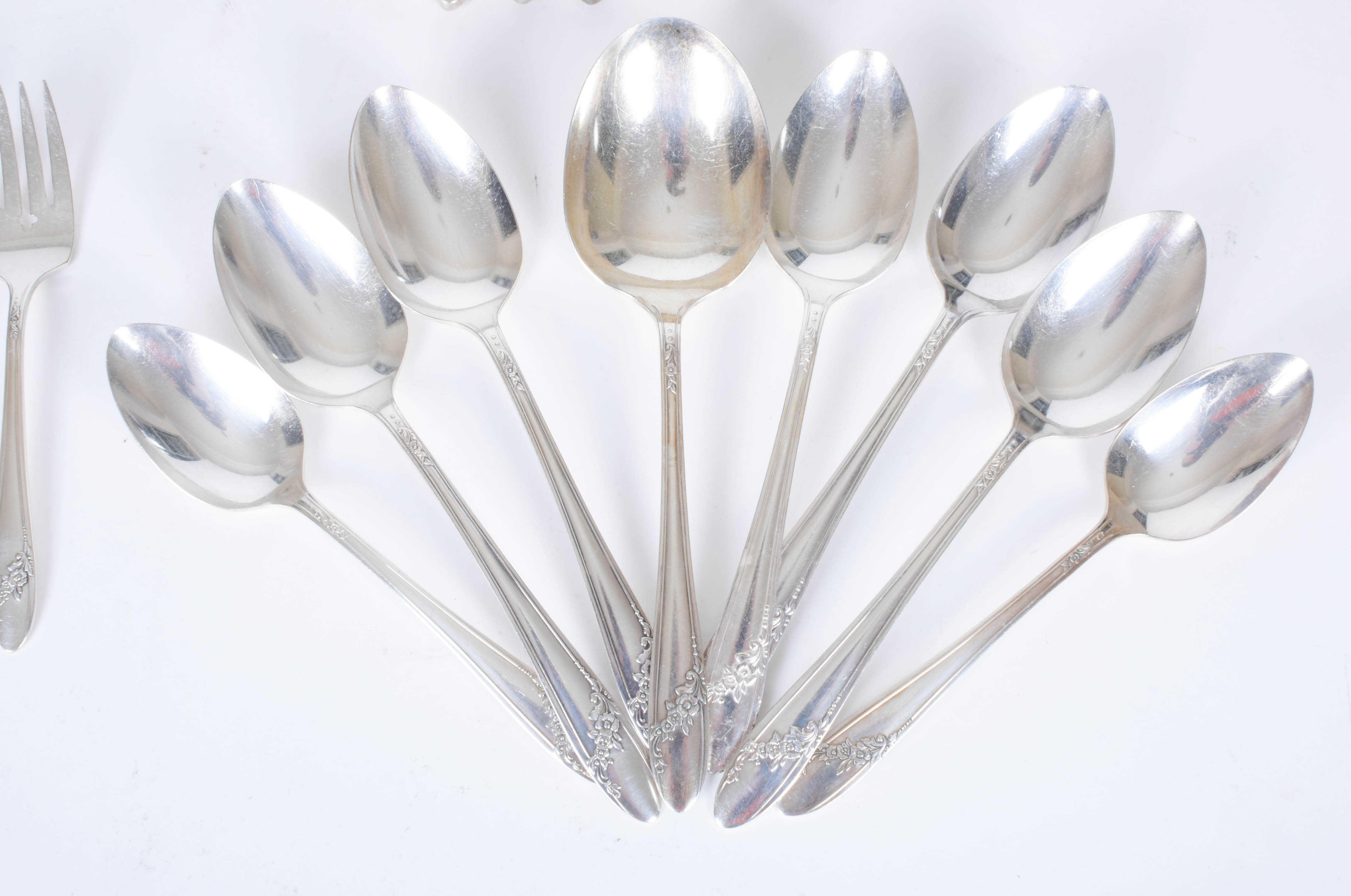 Collection of Vintage Tudor Plate "Queen Bess II Oneida Flatware