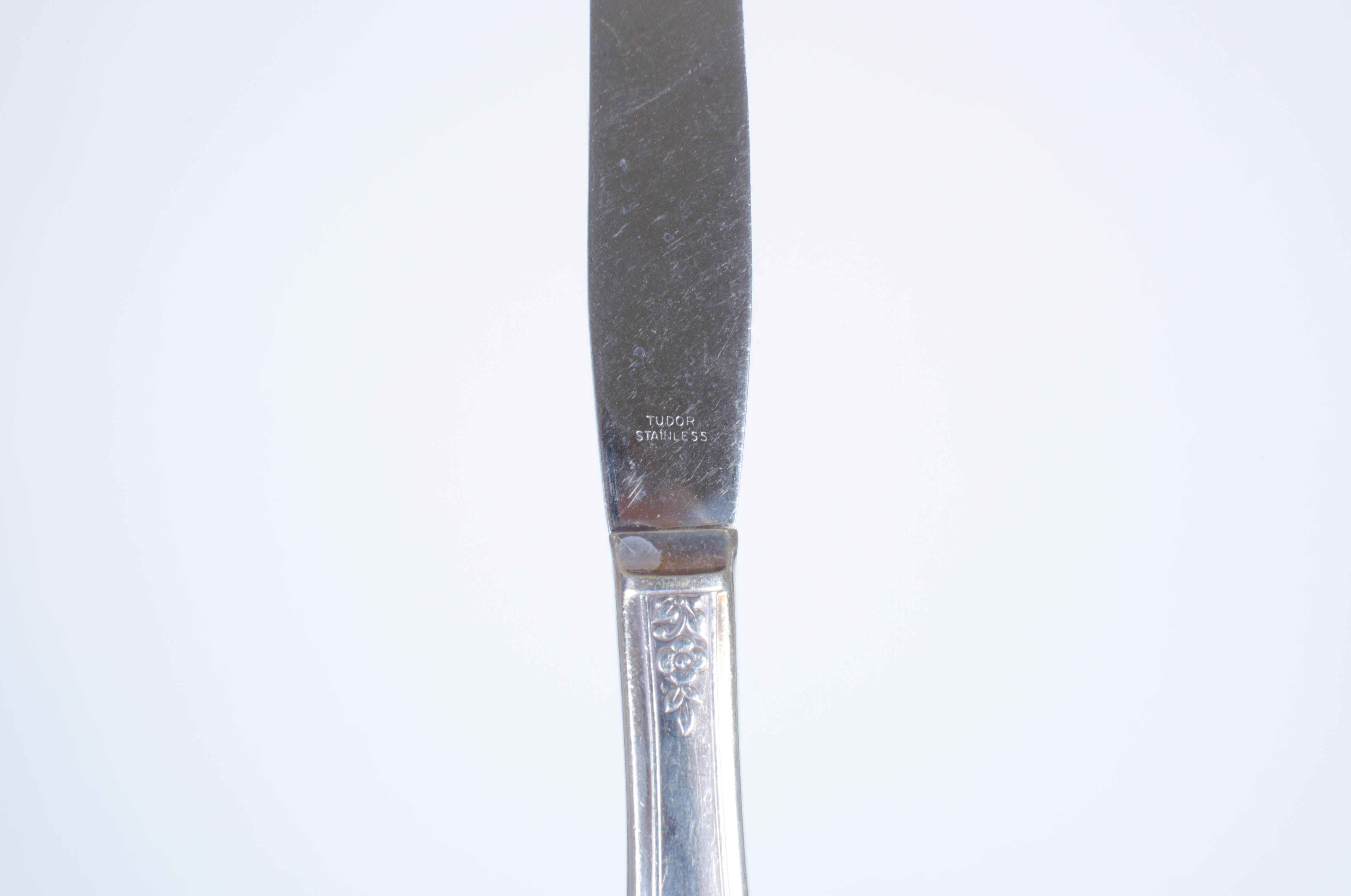 Collection of Vintage Tudor Plate "Queen Bess II Oneida Flatware