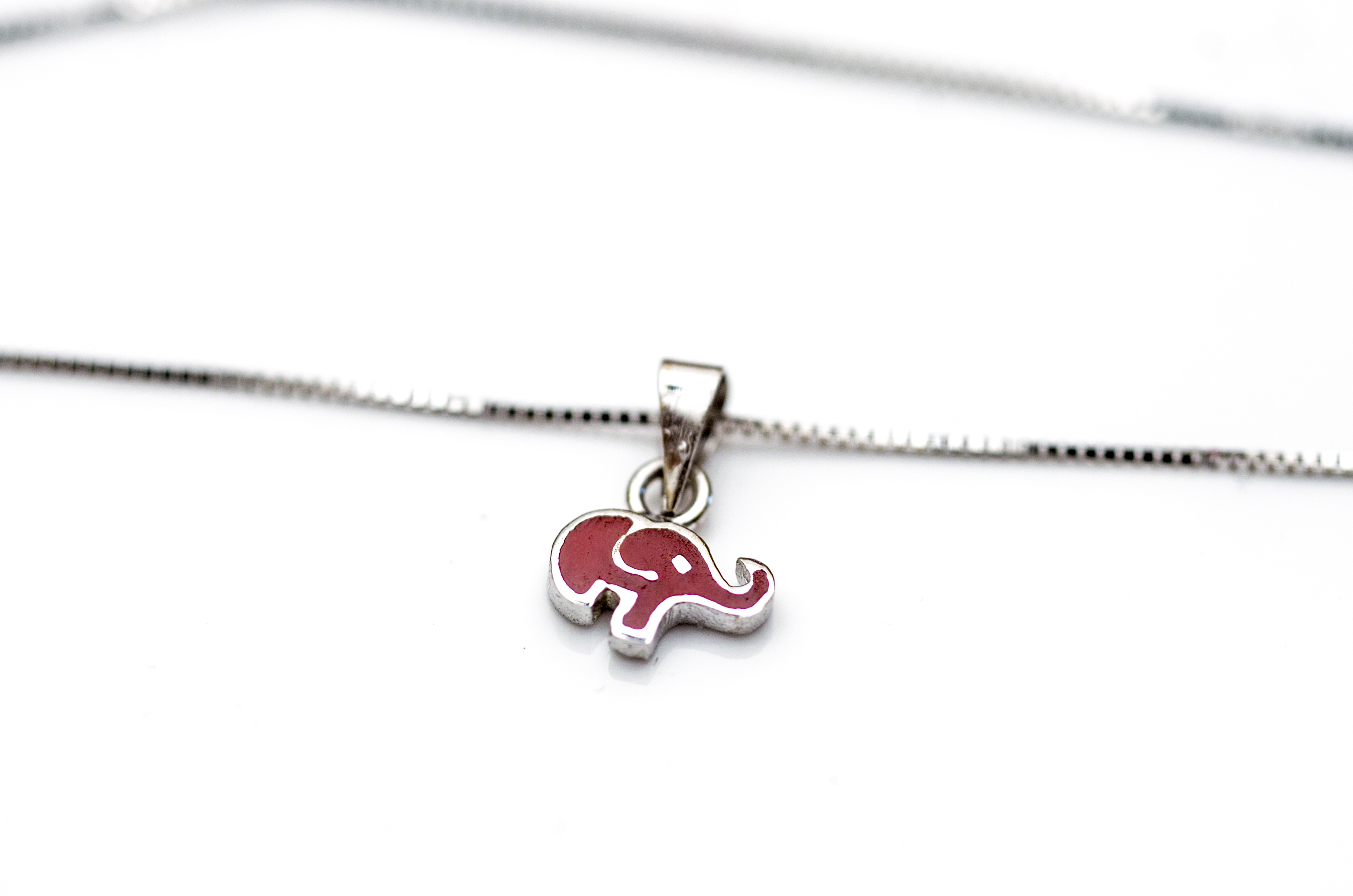 10K White Gold Elephant Pendant with Chain