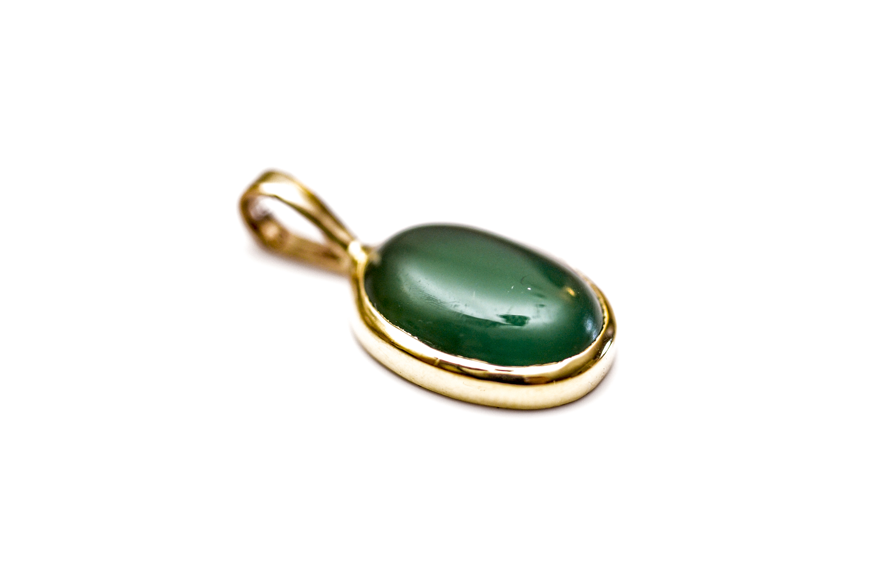 14K Yellow Gold and Chalcedony Pendant