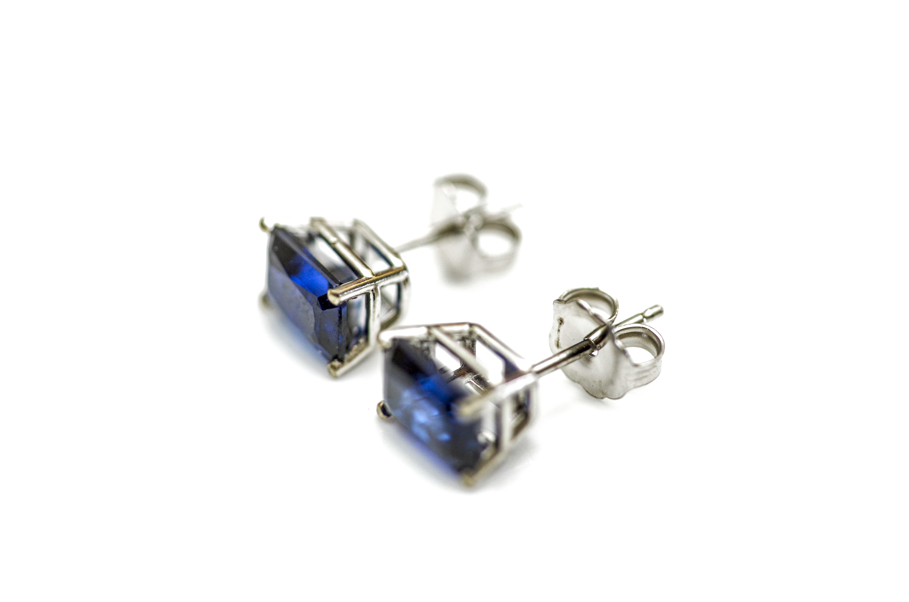 18K White Gold and Sapphire Earrings