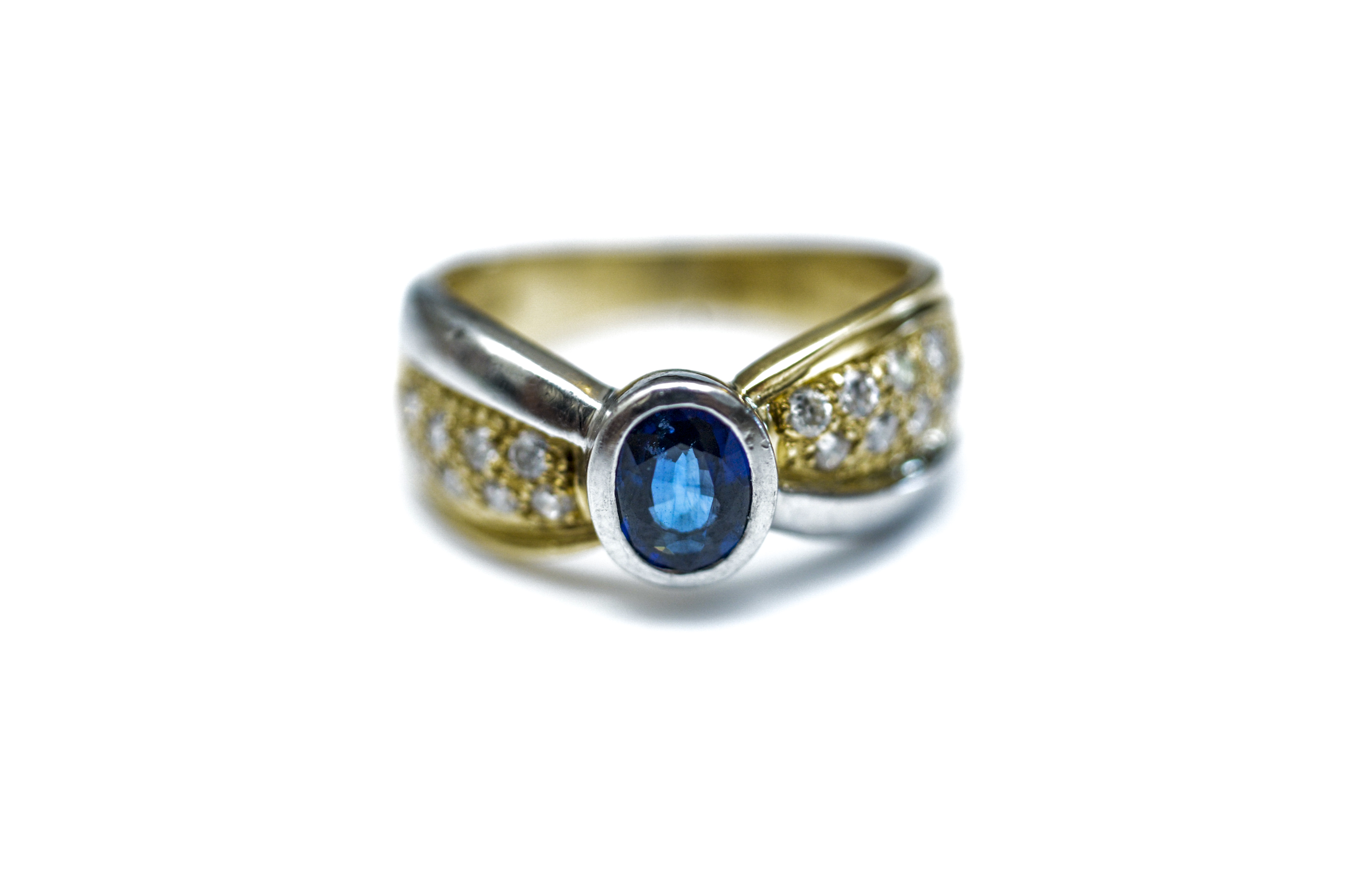 18K Yellow Gold and Platinum, Sapphire and Diamond Ring