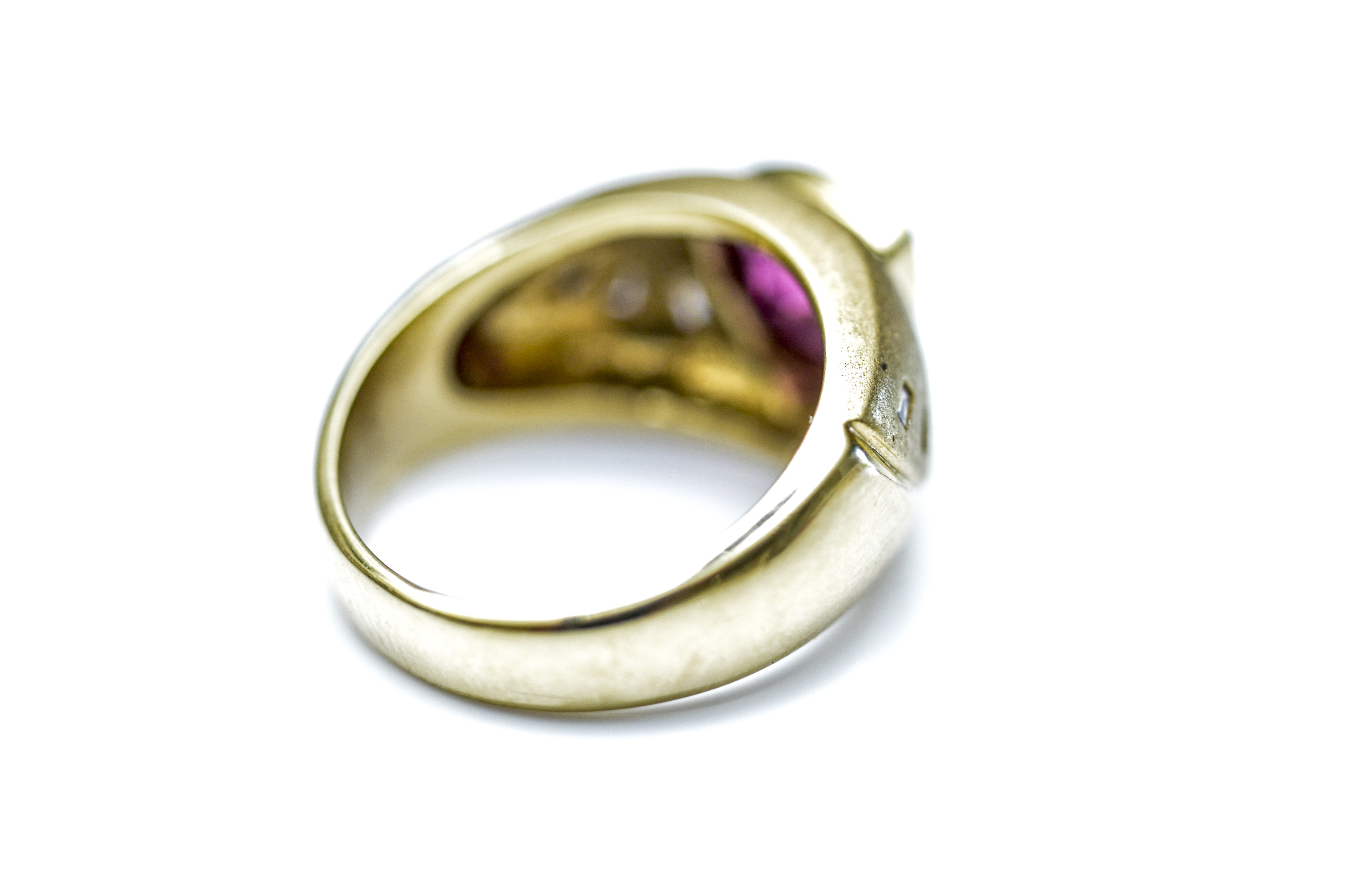 18K Yellow Gold and Red Tourmaline Ring