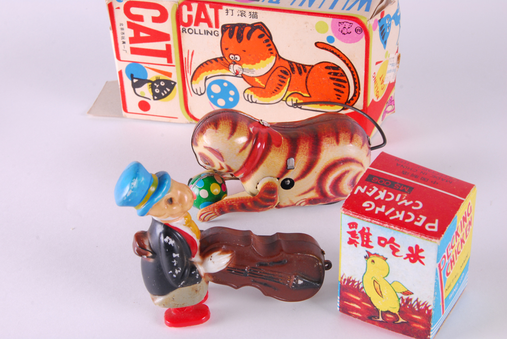 Assortment of Wind Up Toys