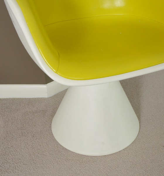 Mid Century Modern Maurice Burke Style Fiberglass Mushroom Chair