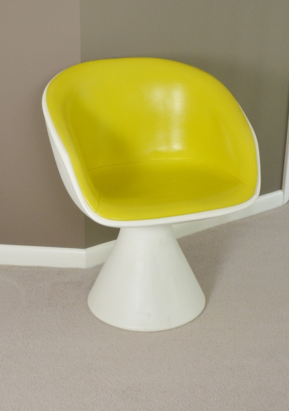 Mid Century Modern Maurice Burke Style Fiberglass Mushroom Chair
