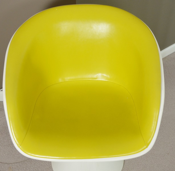 Mid Century Modern Maurice Burke Style Fiberglass Mushroom Chair