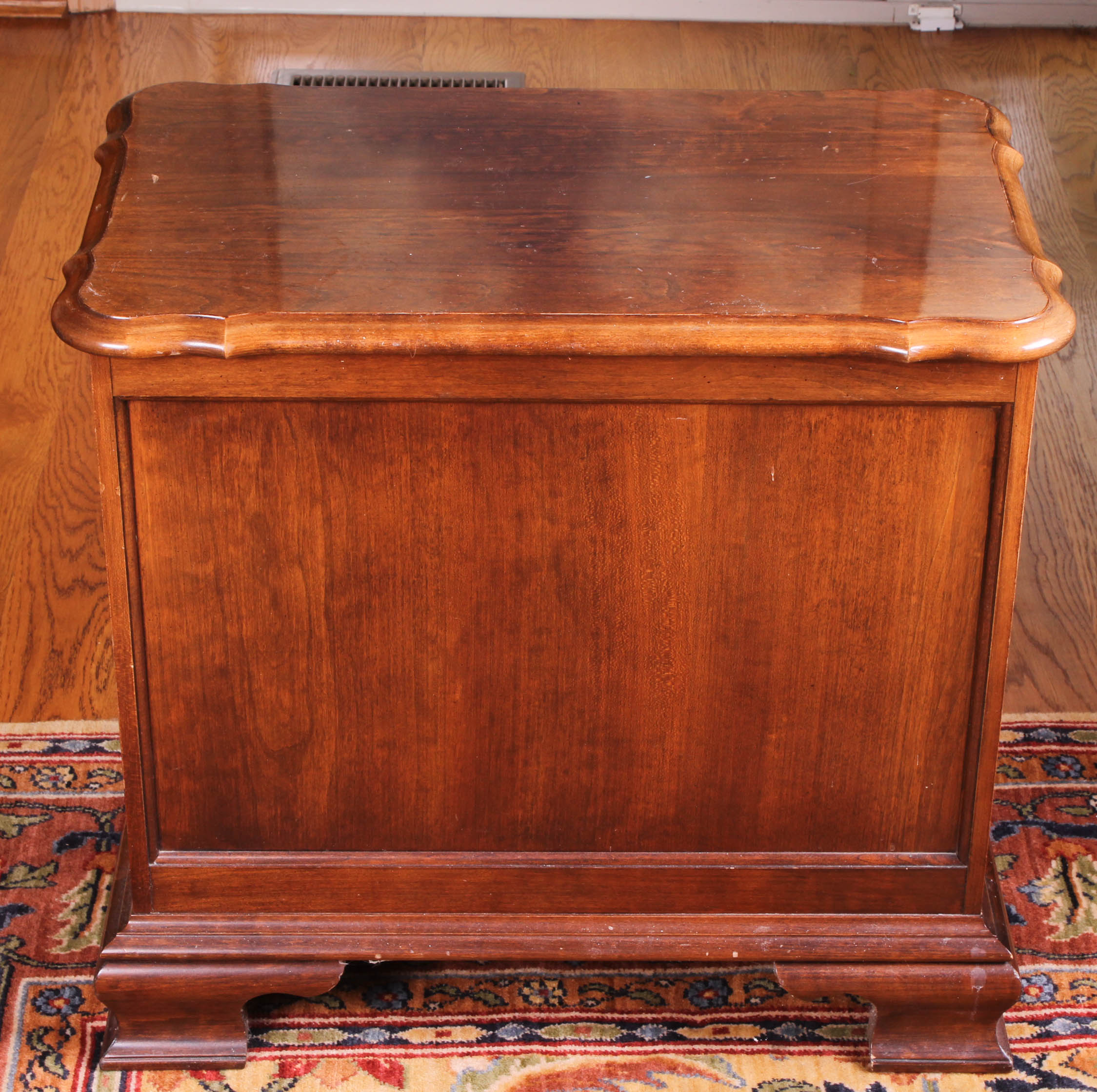 Pennsylvania House Nightstand