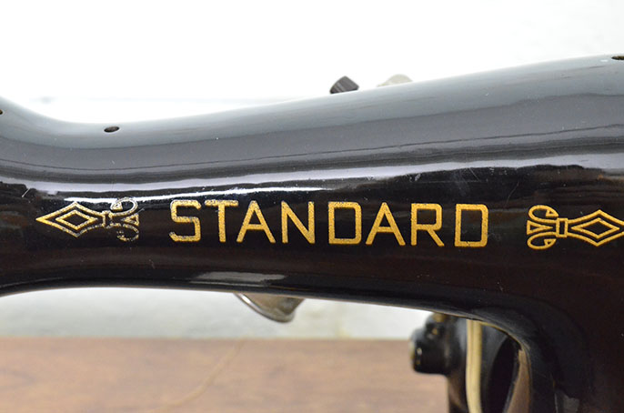 1950s Singer Electric Sewing Machine Model 66–16