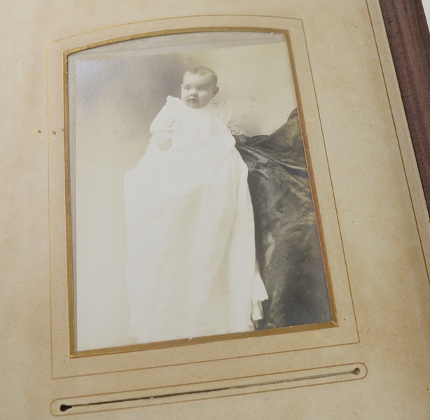 Antique Photograph Album With Many Portraits and Old Photoss