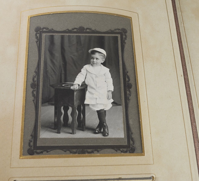 Antique Photograph Album With Many Portraits and Old Photoss