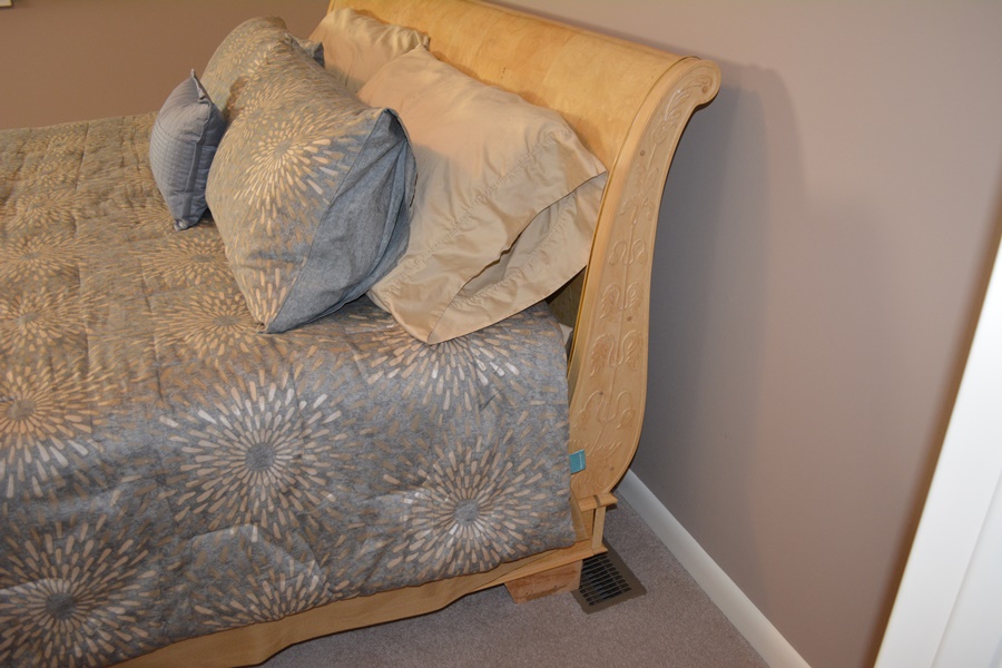 Henredon Furniture Charles X Collection King Sleigh Bed