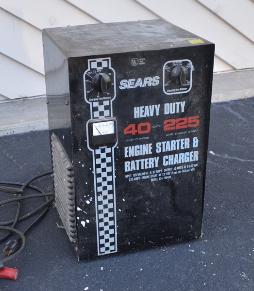 Sears Heavy Duty Engine Starter and Battery Charger