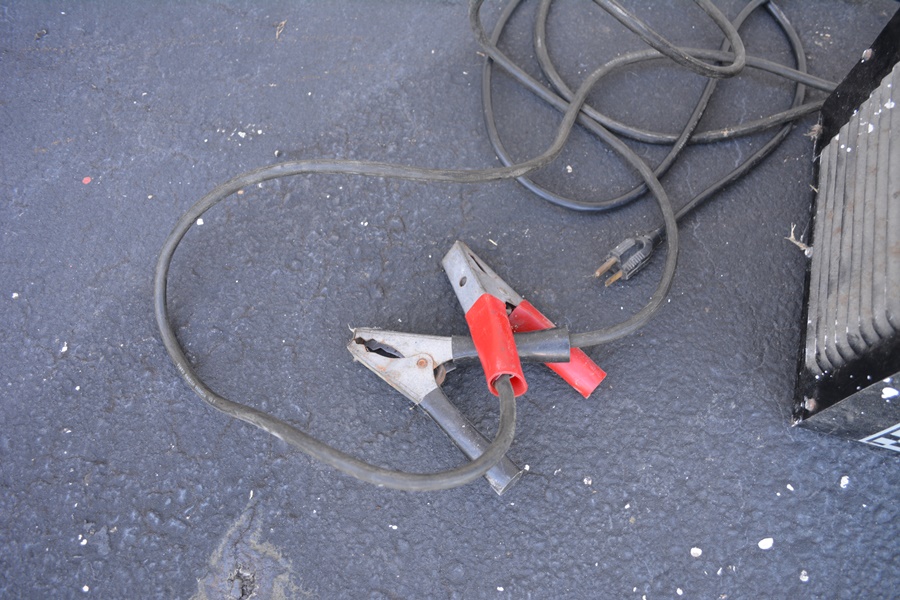 Sears Heavy Duty Engine Starter and Battery Charger