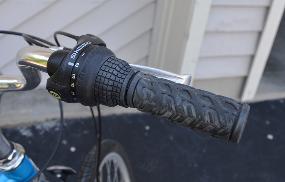 Electra Townie Women's Powder Blue 7D Bicycle