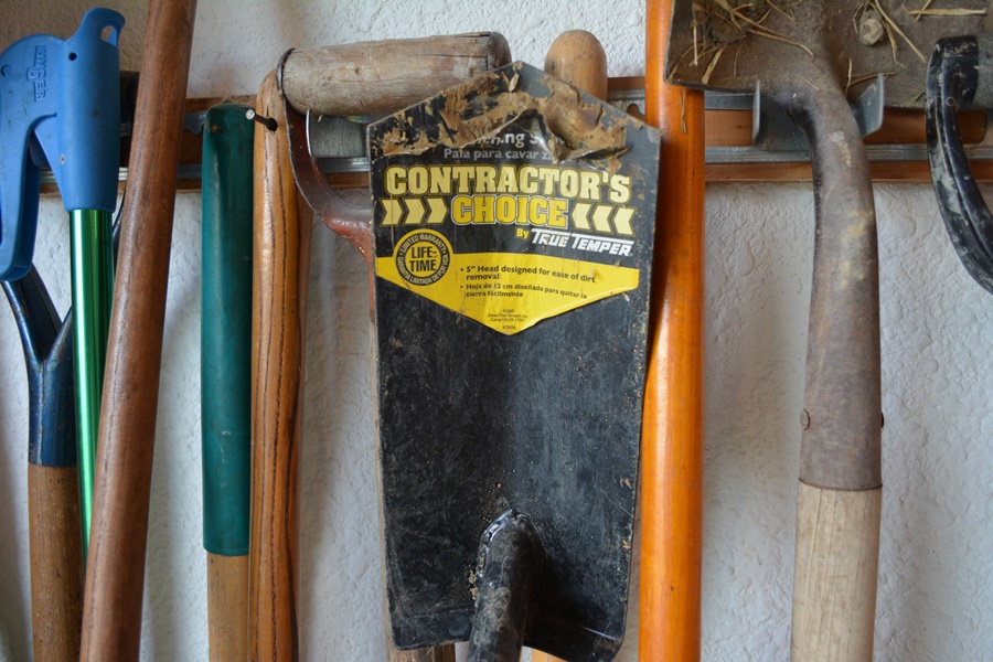 Rakes, Shovels and More Yard Hand Tools