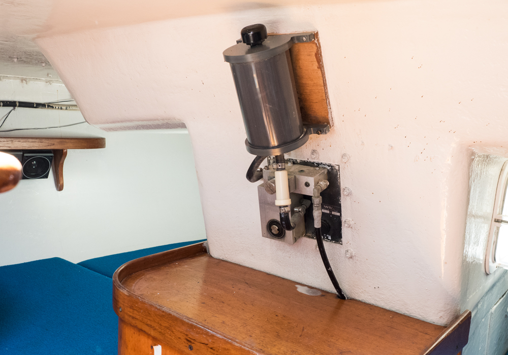 1984 J35 Hull 104 Cruising and Racing Sailboat