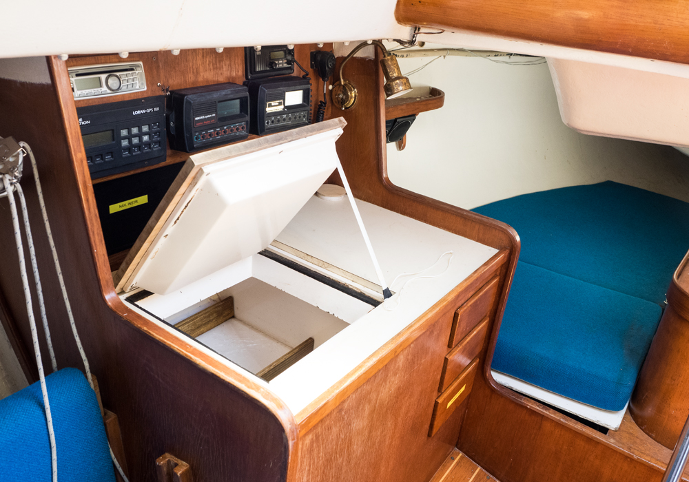 1984 J35 Hull 104 Cruising and Racing Sailboat