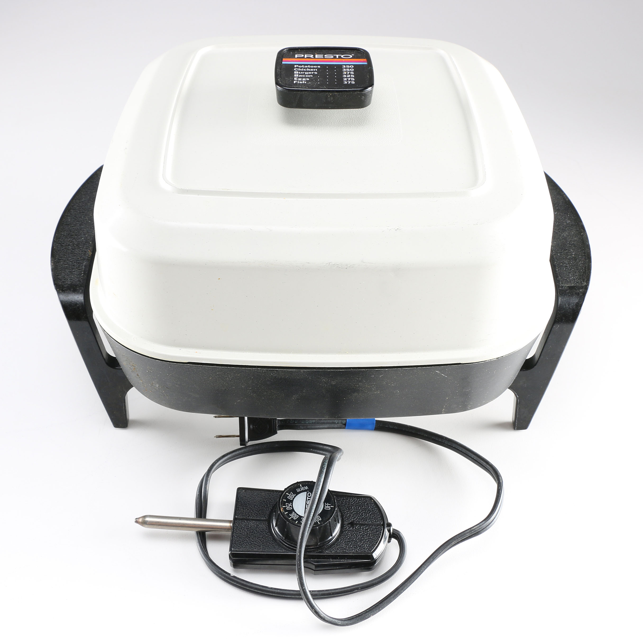 Assortment of Small Electric Kitchen Appliances