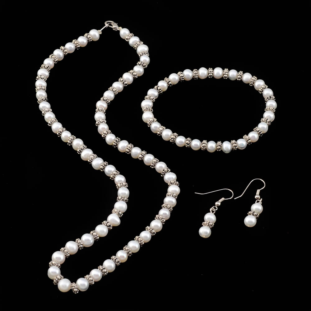 Grand-Parure Freshwater Cultured Pearl and Silvertone Beaded Set of Jewelry