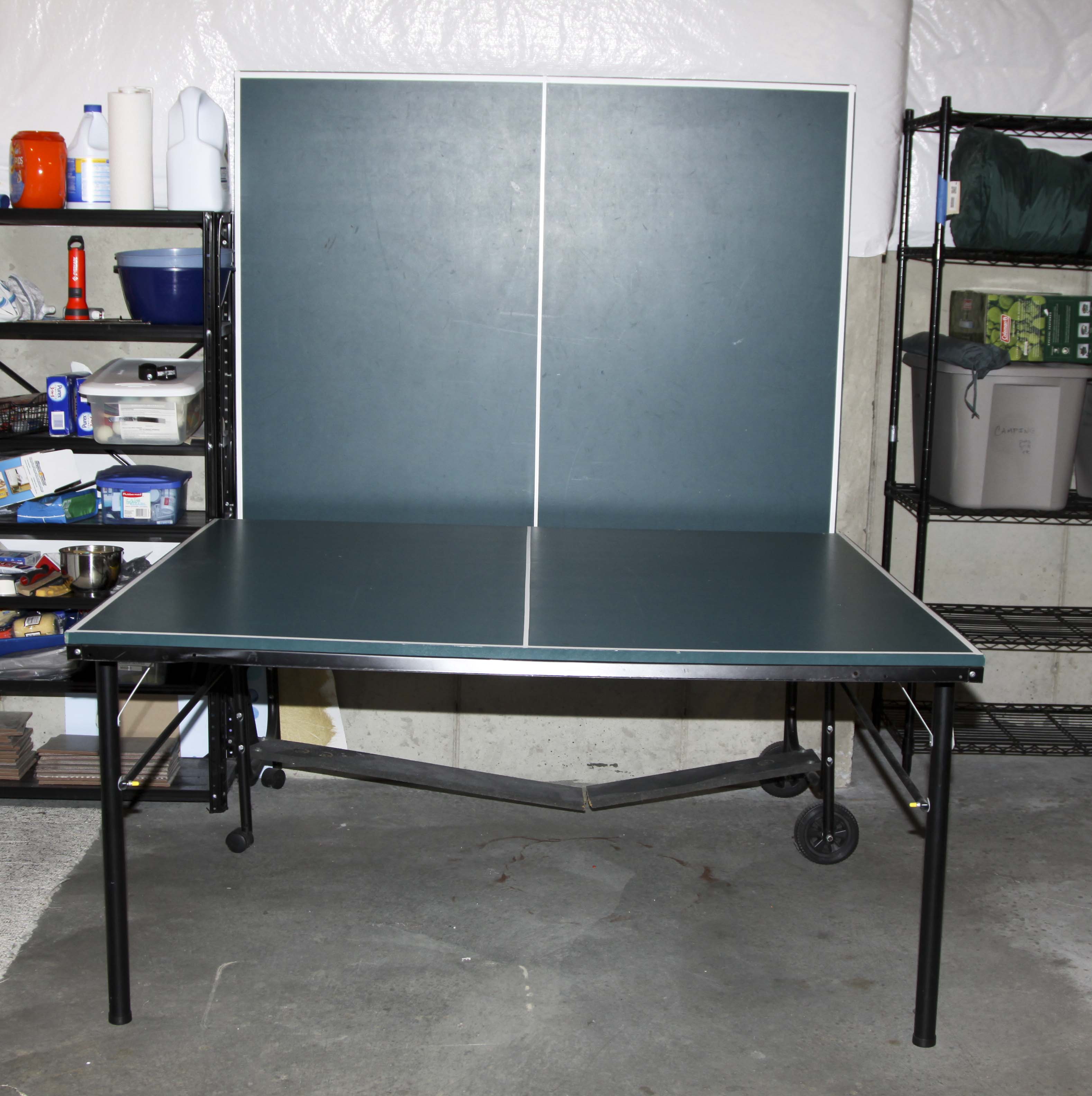 Spalding Folding Ping Pong Table