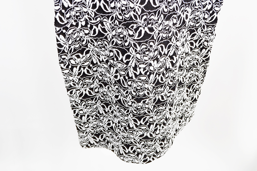 Womens Sleeveless Attire Size 10-12