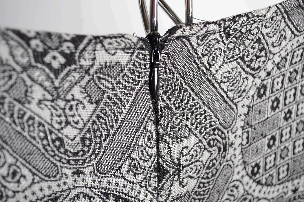 Womens Skirts Size Medium/Large