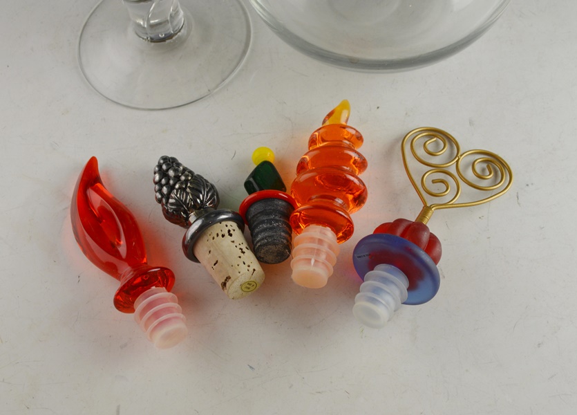 Smoked Glass Wine Decanter, Pitcher, and Decorative Glass Wine Bottle Stoppers