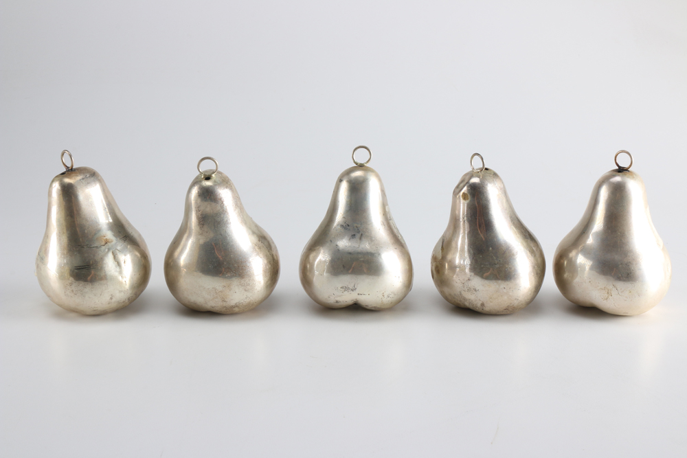 Decorative Balls And Other Themed Decor