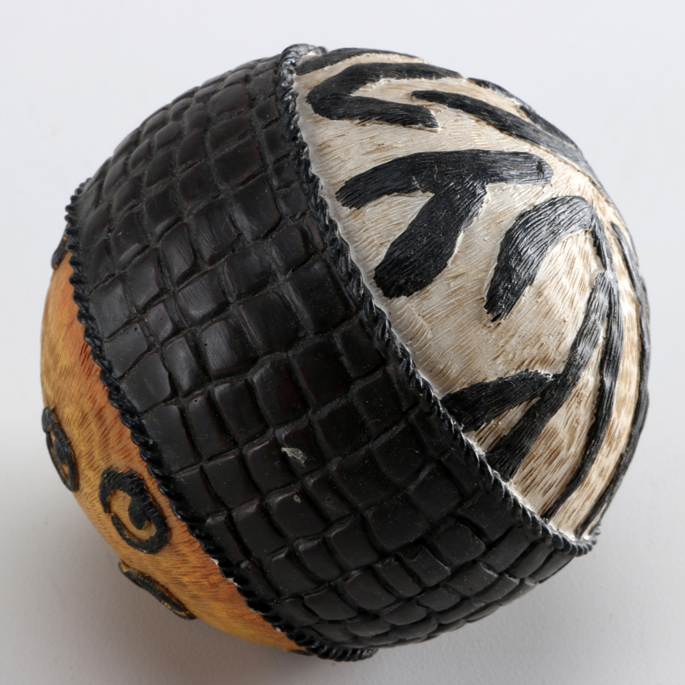 Decorative Balls And Other Themed Decor