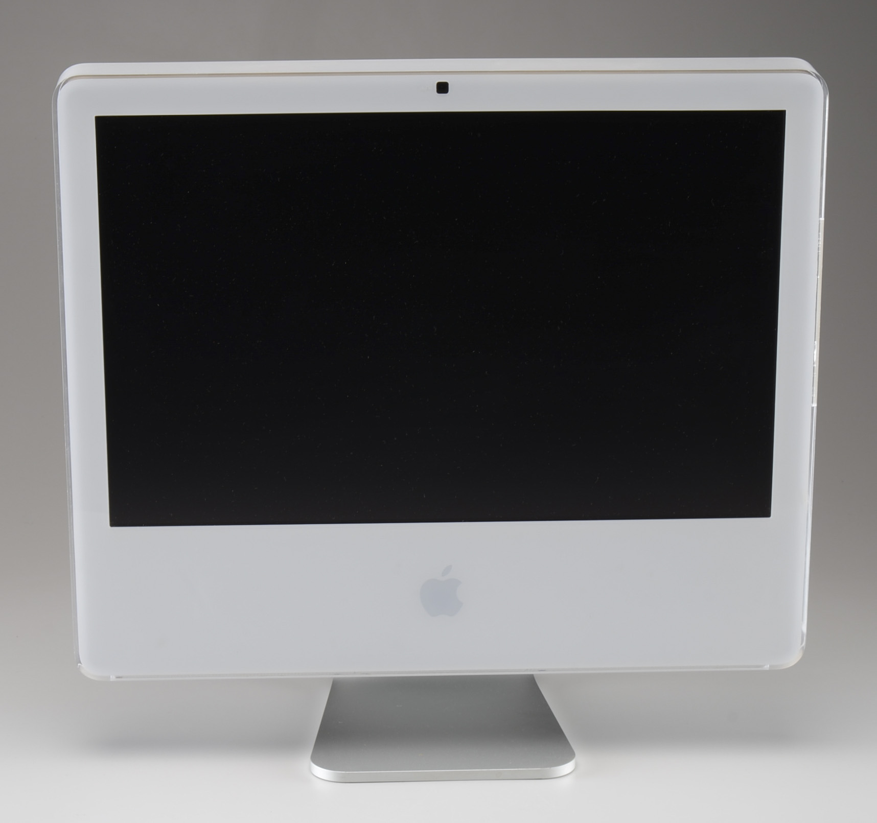 20" iMac Desktop in White