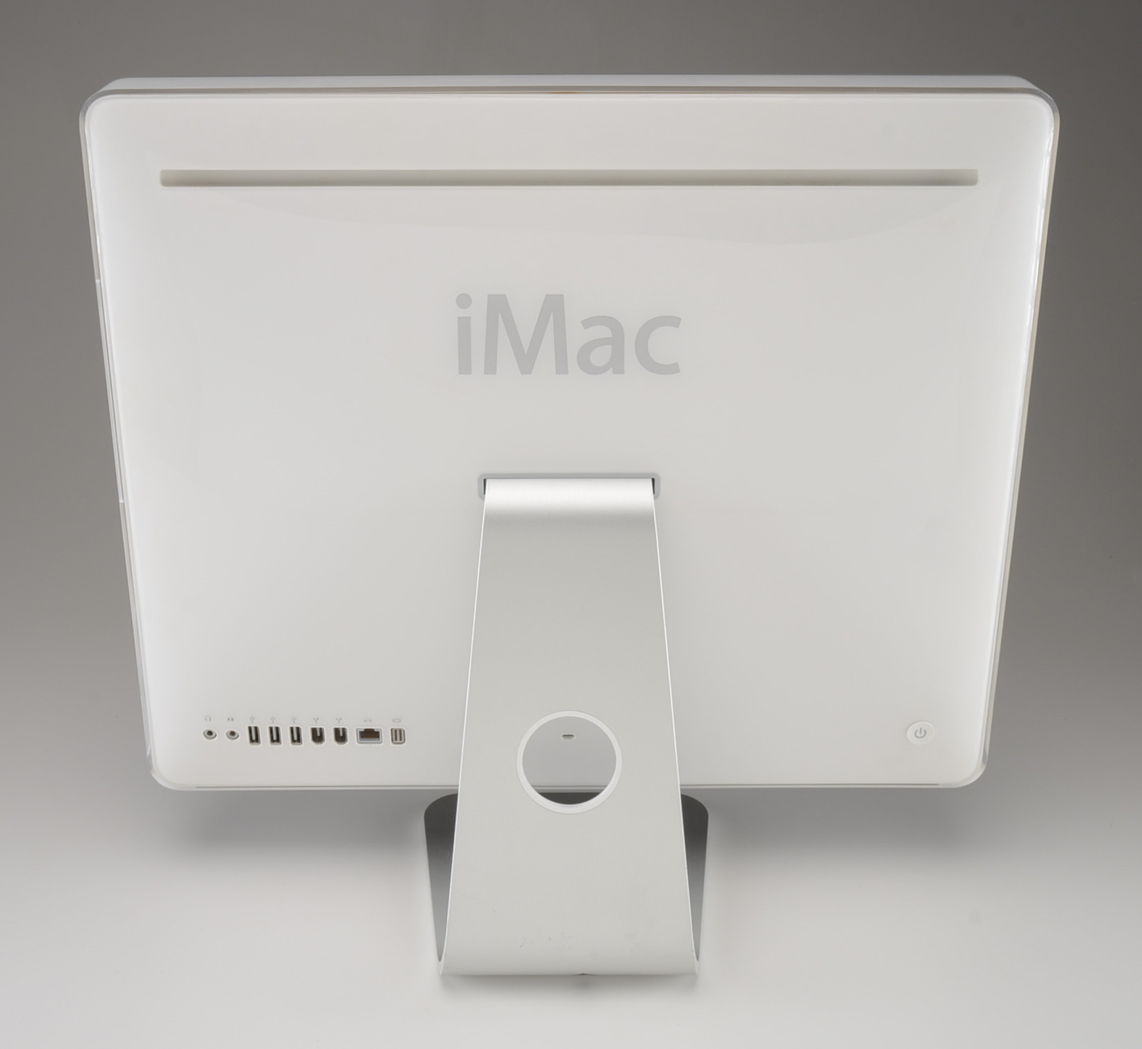 20" iMac Desktop in White