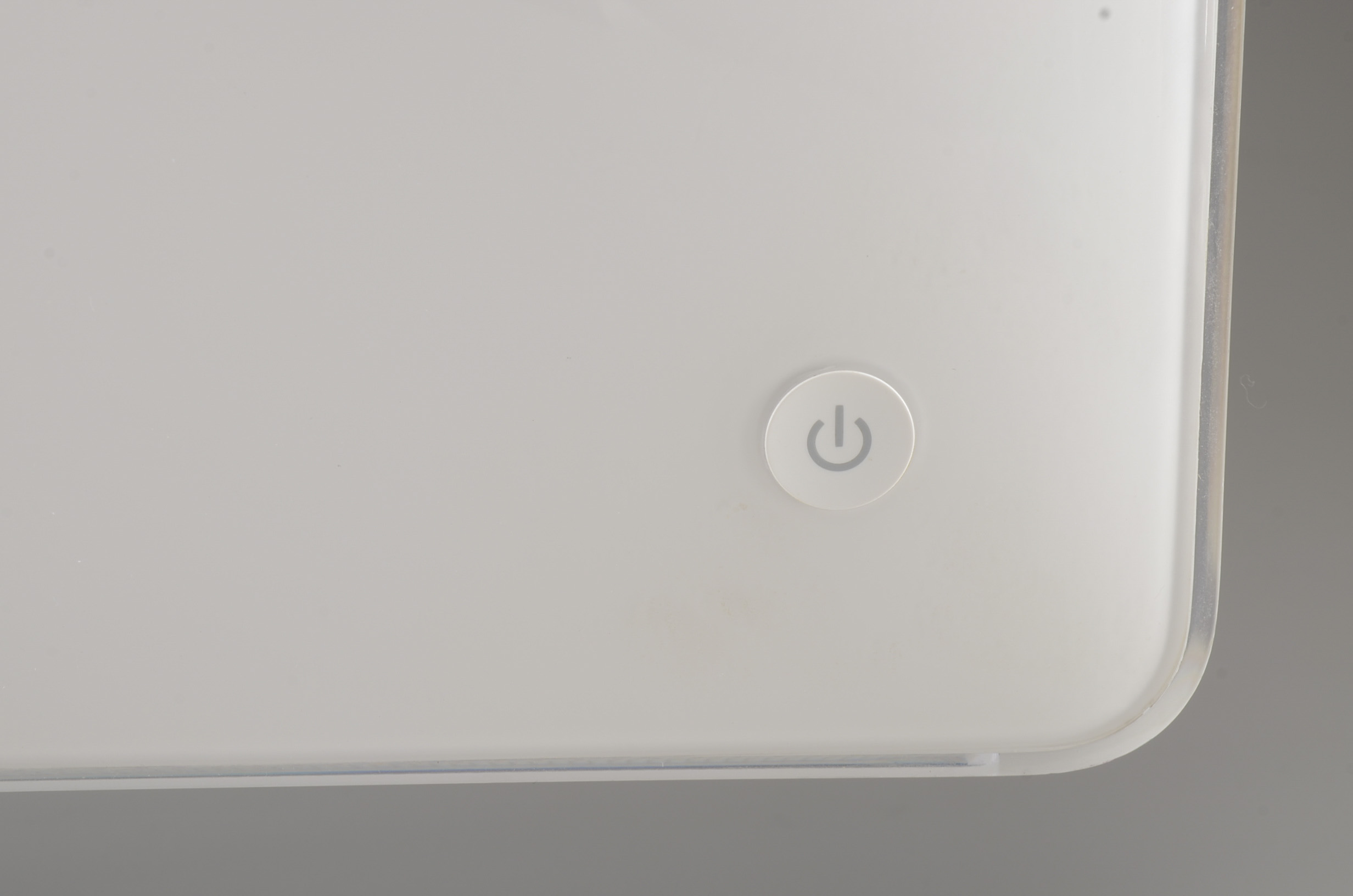 20" iMac Desktop in White