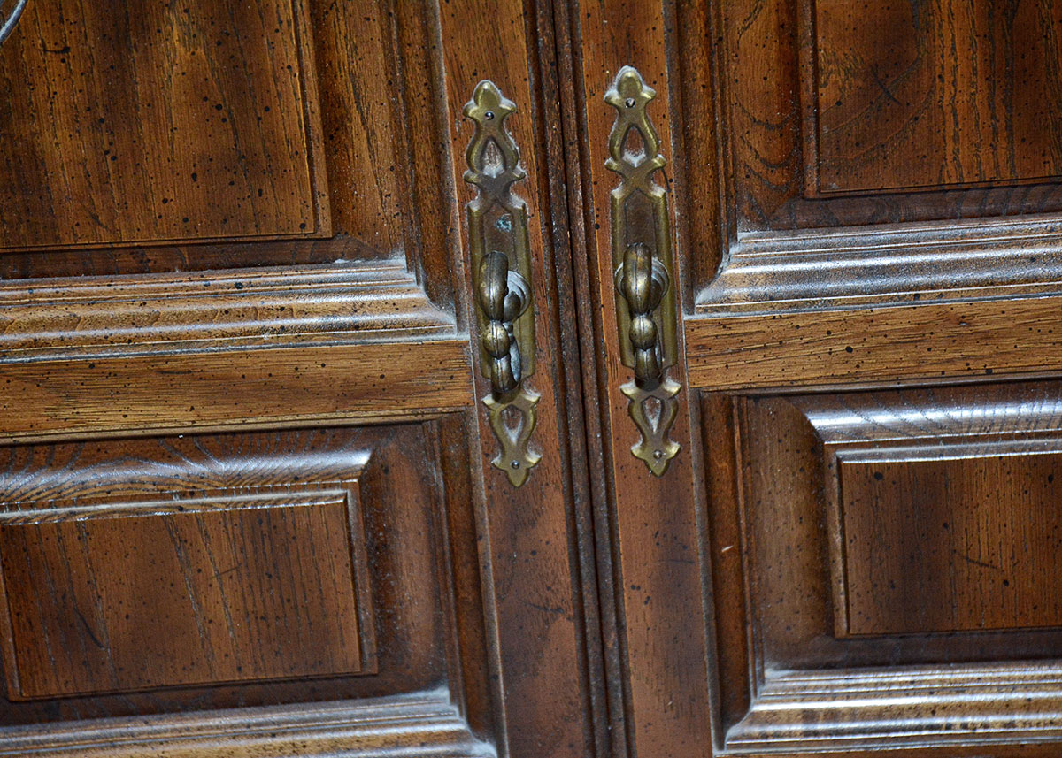 Mid 20th Century Traditional Night Stand by American Drew